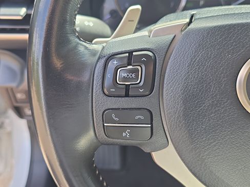 Used 2018 Lexus IS 300 image 30