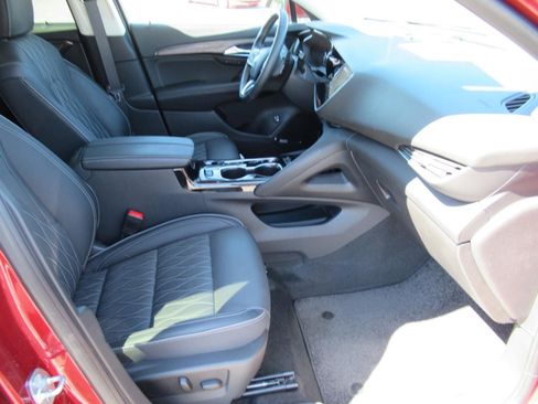 Used 2023 Buick Envision Avenir FWD image 9
