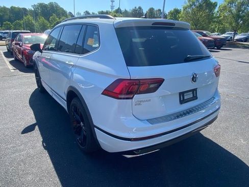 Used 2019 Volkswagen Tiguan SEL R-Line image 3