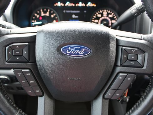 Used 2020 Ford F150 XLT w/ Equipment Group 302A Luxury AWD/4WD image 17