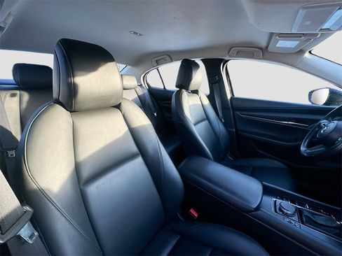 Used 2023 MAZDA MAZDA3 s image 28