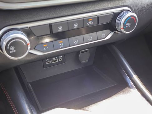 Used 2024 Nissan Altima 2.5 SR image 14