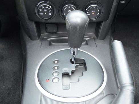 Used 2008 MAZDA MX-5 Miata Sport RWD image 19