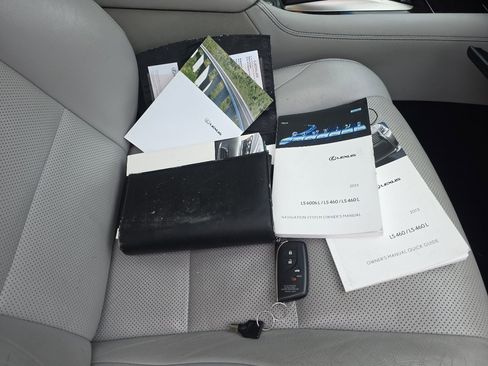 Used 2013 Lexus LS 460 image 35