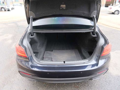 Used 2019 BMW 540i xDrive w/ M Sport Package image 10