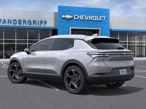 New 2026 Chevrolet Equinox EV LT image 30