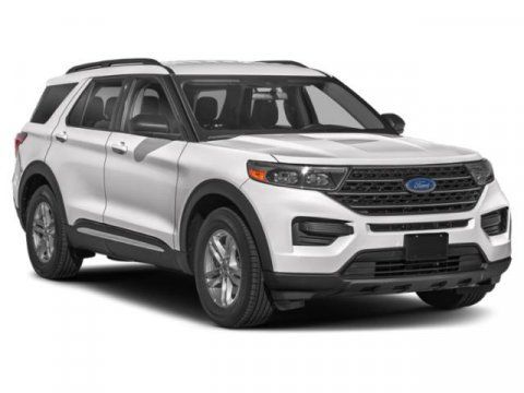 Used 2023 Ford Explorer XLT w/ Equipment Group 202A AWD/4WD image 6