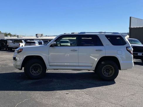 Used 2019 Toyota 4Runner Limited image 7