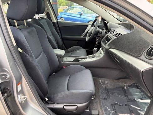Used 2010 MAZDA MAZDA3 s Sport FWD image 13