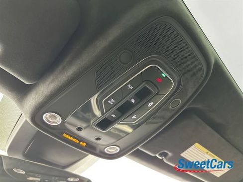 Used 2020 Lamborghini Urus image 37