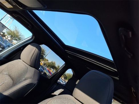 New 2025 Subaru Forester Premium image 8