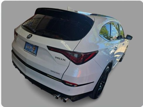 Used 2022 Acura MDX Type S AWD/4WD image 3