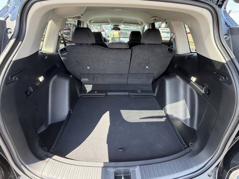 Used 2025 Honda CR-V LX image 19