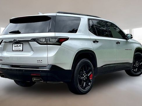 Used 2019 Chevrolet Traverse Premier w/ Redline Edition FWD image 6