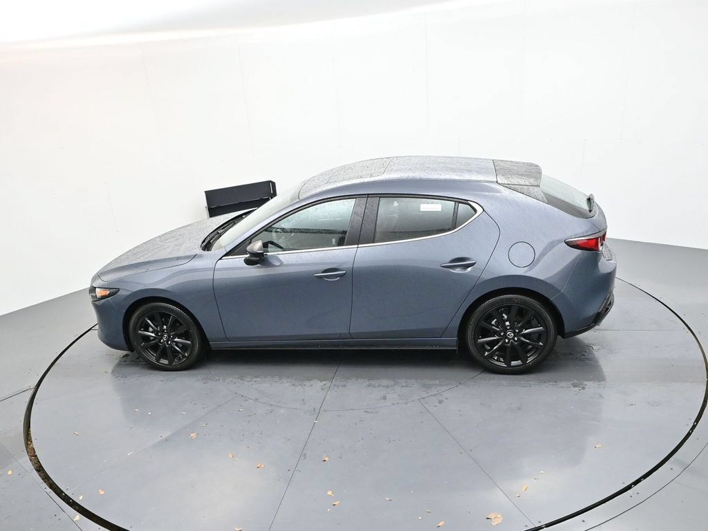Used 2026 MAZDA MAZDA3 Carbon AWD/4WD image 12