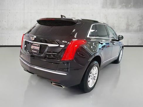 Used 2018 Cadillac XT5 AWD image 5