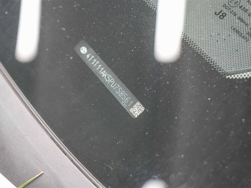 Used 2023 Toyota Camry SE w/ Convenience Package image 28