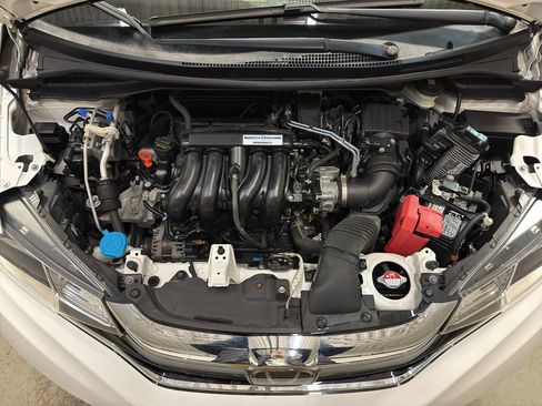 Used 2018 Honda Fit EX image 31