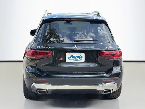 Used 2021 Mercedes-Benz GLB 250 4MATIC image 6