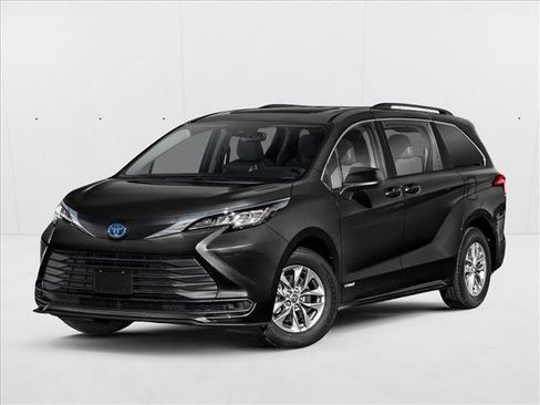 Used 2022 Toyota Sienna LE w/ LE Plus Package FWD image 1