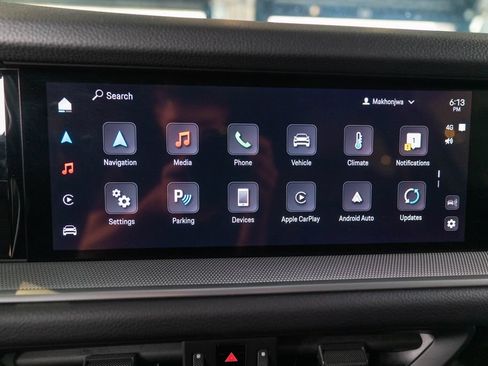 Certified 2025 Porsche Cayenne AWD/4WD image 29