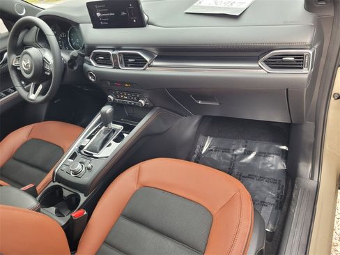 Certified 2025 MAZDA CX-5 Carbon Edition image 19