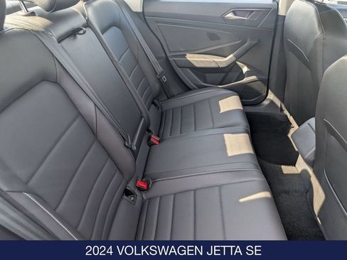 Certified 2024 Volkswagen Jetta SE FWD image 29