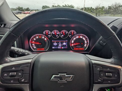 Used 2020 Chevrolet Silverado 1500 RST image 34