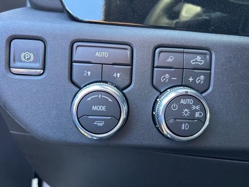 New 2026 GMC Sierra 1500 SLT w/ SLT Premium Plus Package image 14