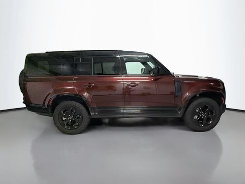 Used 2025 Land Rover Defender 130 X-Dynamic SE AWD/4WD image 8