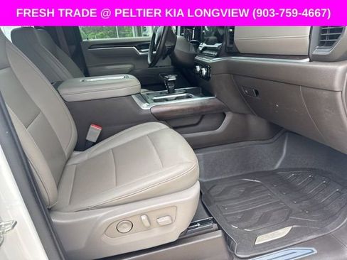 Used 2022 GMC Sierra 1500 SLT w/ SLT Convenience Package AWD/4WD image 11