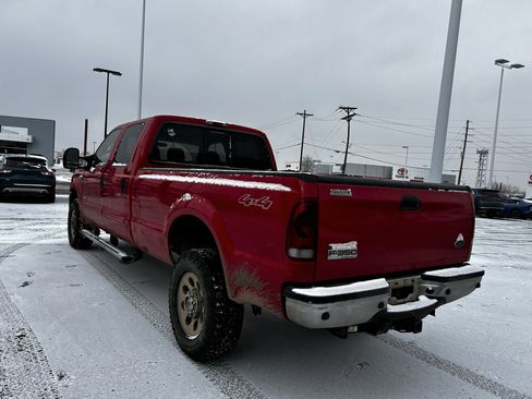 Used 2006 Ford F350 XLT image 2