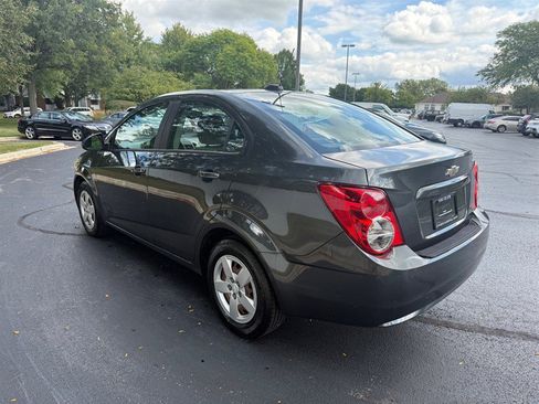 Used 2016 Chevrolet Sonic LS image 7