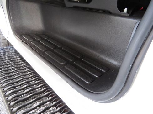 Used 2016 Chevrolet Express 3500 image 81