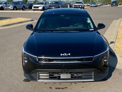 Certified 2025 Kia K4 EX FWD image 2