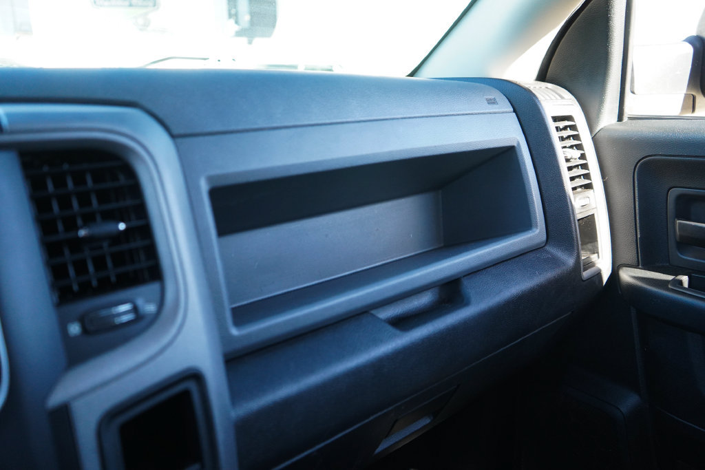 Used 2017 RAM 1500 Express AWD/4WD image 28
