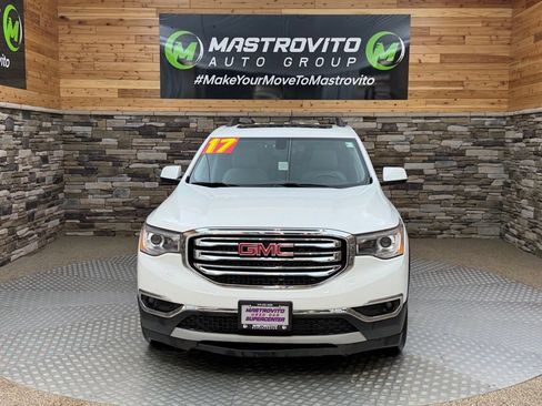 Used 2017 GMC Acadia SLT AWD/4WD image 3