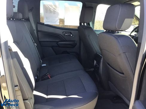 Used 2025 Chevrolet Colorado LT w/ Advanced Trailering Package image 14