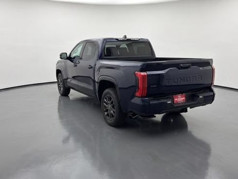 Used 2023 Toyota Tundra Platinum AWD/4WD image 3