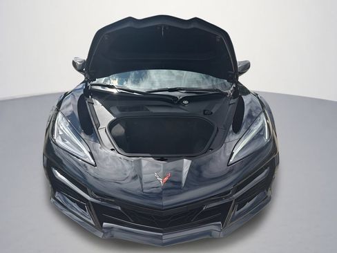 Used 2025 Chevrolet Corvette Z06 w/ Stealth Interior Trim Package RWD image 27