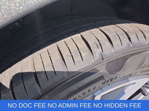 Used 2025 Hyundai Elantra SEL FWD image 32