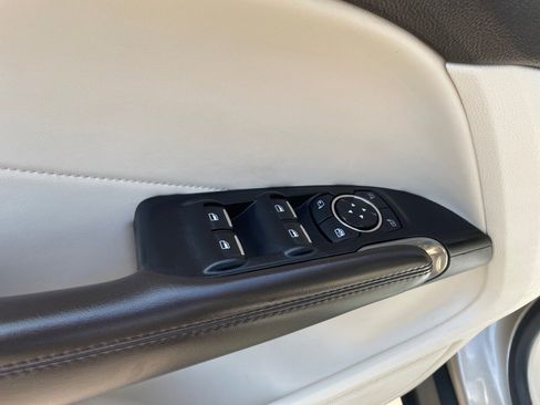 Used 2015 Lincoln MKC AWD w/ Equipment Group 101A Select image 10