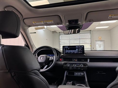 New 2026 Honda Pilot Touring image 22