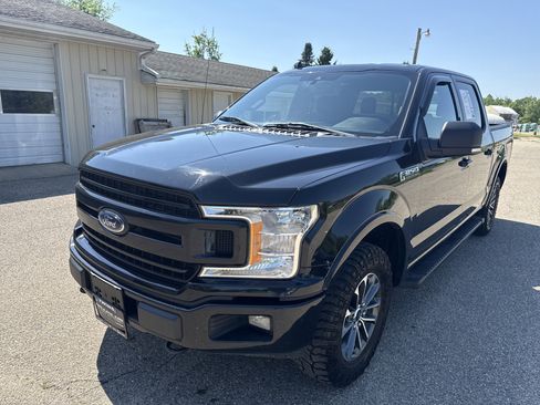 Used 2020 Ford F150 XLT w/ Equipment Group 302A Luxury AWD/4WD image 9