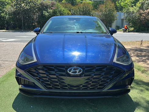 Used 2020 Hyundai Sonata SEL w/ Cargo Package FWD image 2