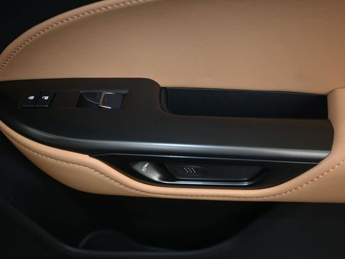 New 2026 Lexus NX 350 AWD image 22
