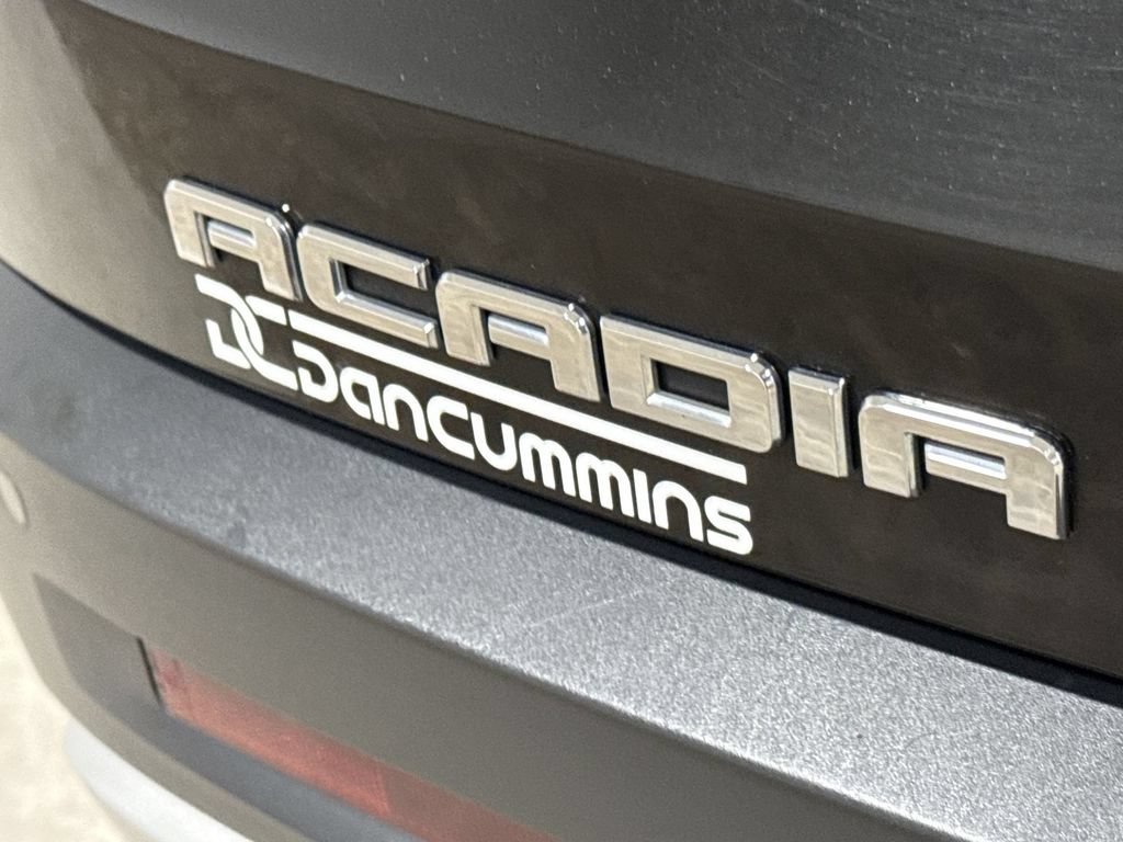 Used 2019 GMC Acadia SLT w/ LPO, Black Accent Package AWD/4WD image 26
