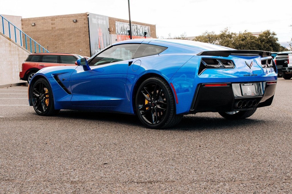 Used 2019 Chevrolet Corvette Stingray Coupe w/ Battery Protection Package RWD image 5