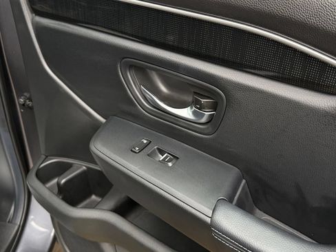 Used 2025 Honda Pilot Elite image 42