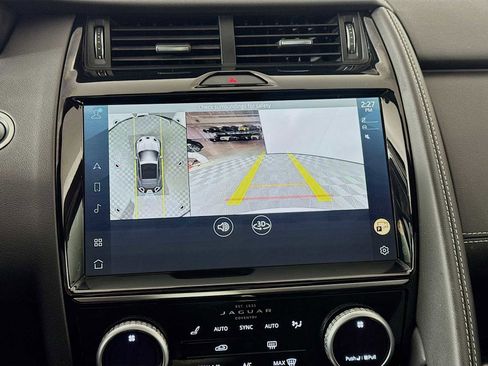 Used 2024 Jaguar E-PACE R-Dynamic SE image 16